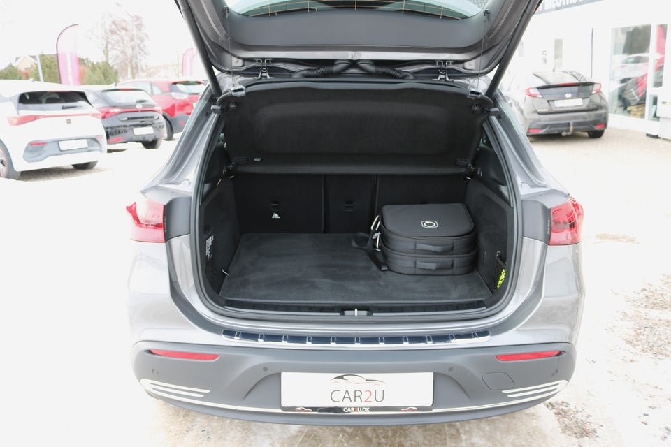Mercedes EQA250+ 5d
