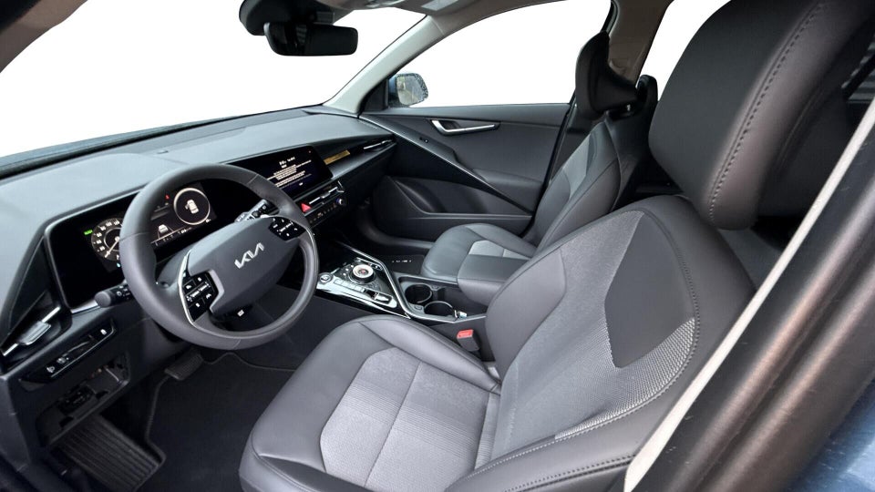 Kia Niro 64 EV Prestige 5d