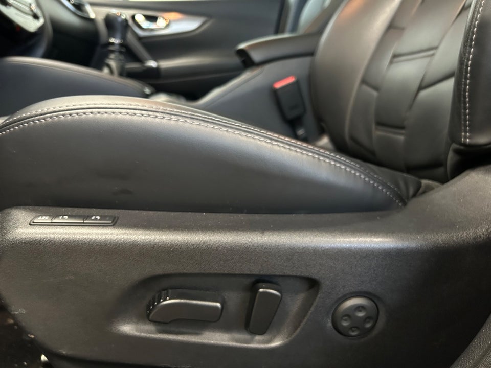 Nissan Qashqai 1,2 Dig-T 115 Tekna 5d