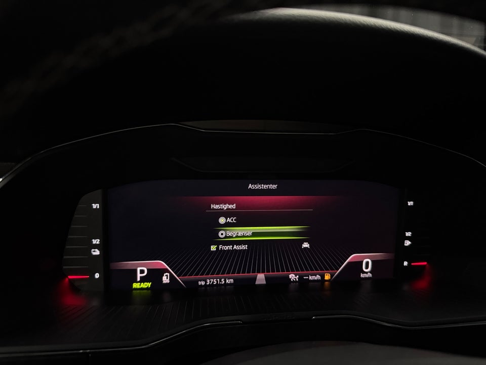 Skoda Superb 1,4 TSi iV Sportline Combi DSG 5d