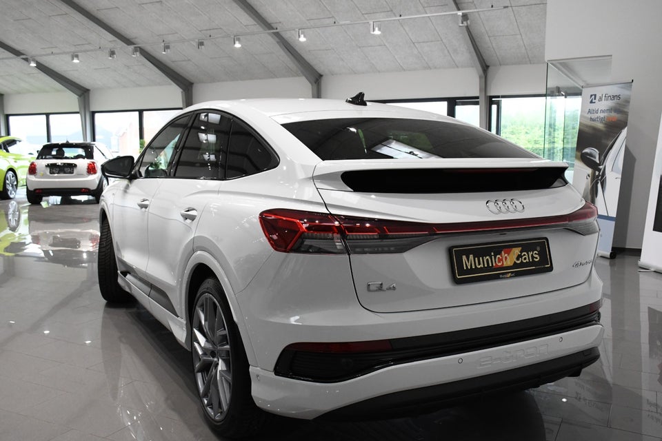 Audi Q4 e-tron 40 S-line Sportback 5d