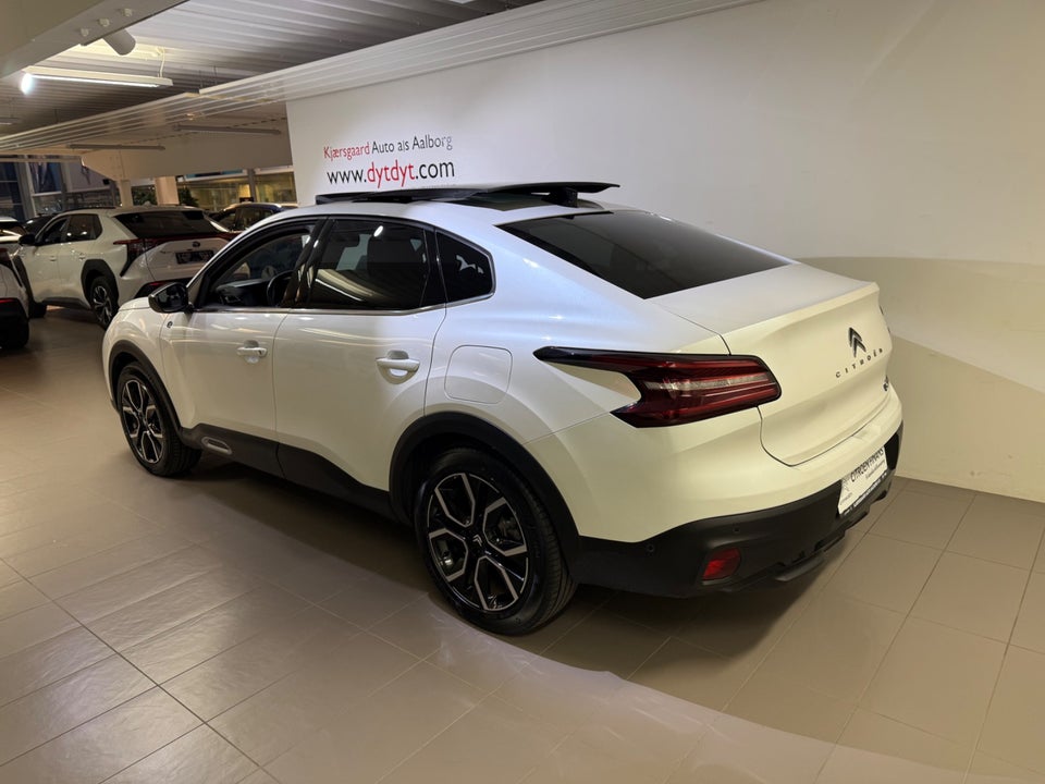 Citroën ë-C4 X 50 Shine Pack 4d