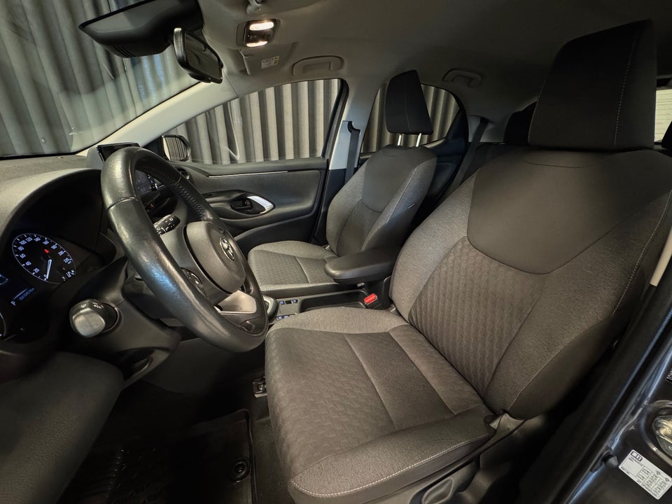 Toyota Yaris 1,5 Hybrid H3 Premier Edition e-CVT 5d