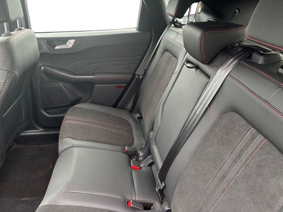 Ford Kuga 2,5 PHEV ST-Line X CVT 5d