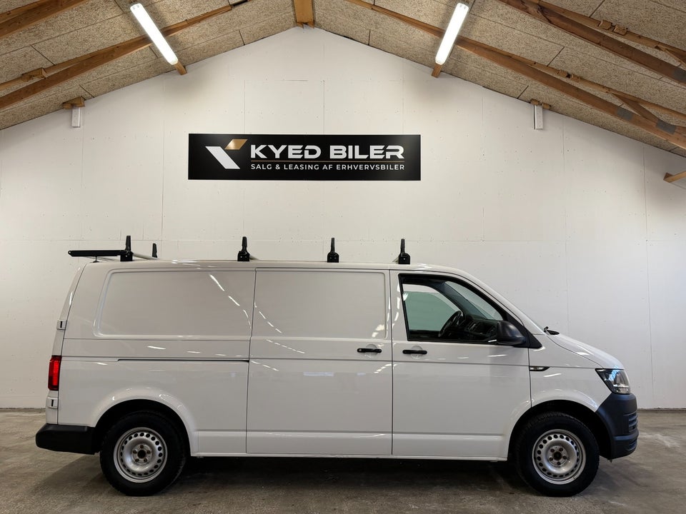 VW Transporter 2,0 TDi 150 Kassevogn lang