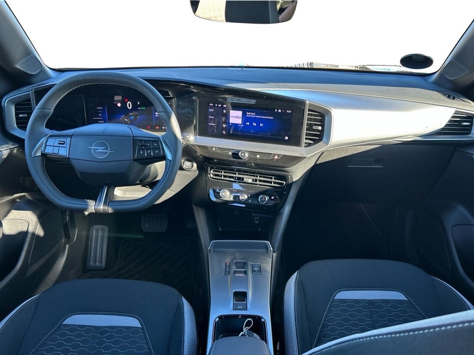 Opel Mokka-e 54 Base 5d