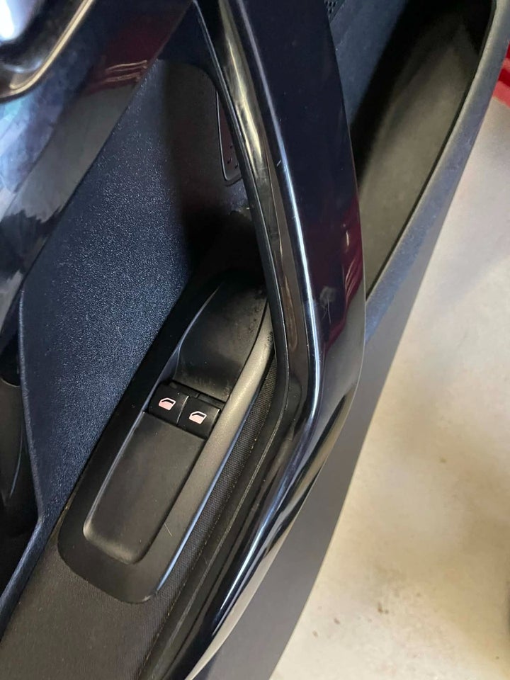 Peugeot 208 1,4 HDi 68 Active 5d