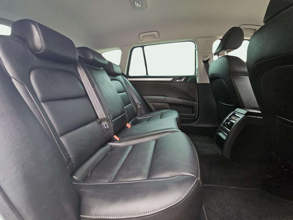 Skoda Superb 1,8 TSi 160 Elegance Combi DSG 5d