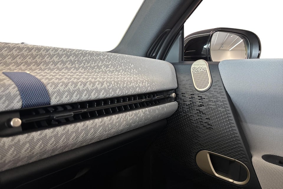 MINI Cooper SE Favoured Trim XL 3d