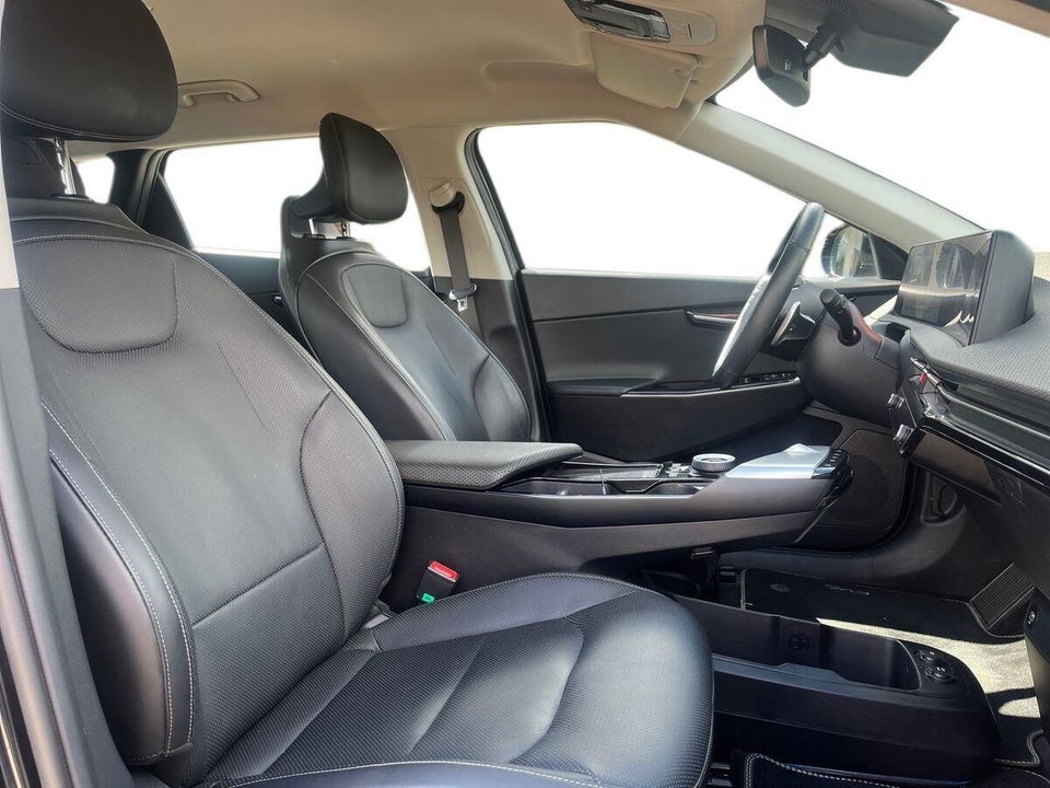 Kia EV6 77 Long Range Upgrade 5d