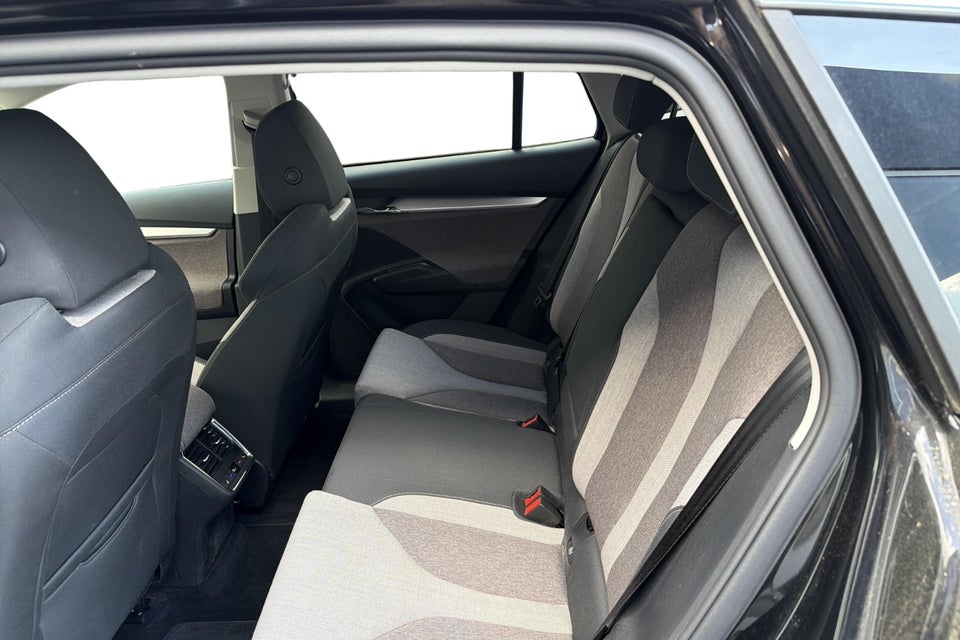 Skoda Enyaq 80 iV Lodge 5d
