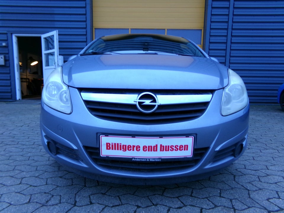 Opel Corsa 1,4 16V Enjoy 5d