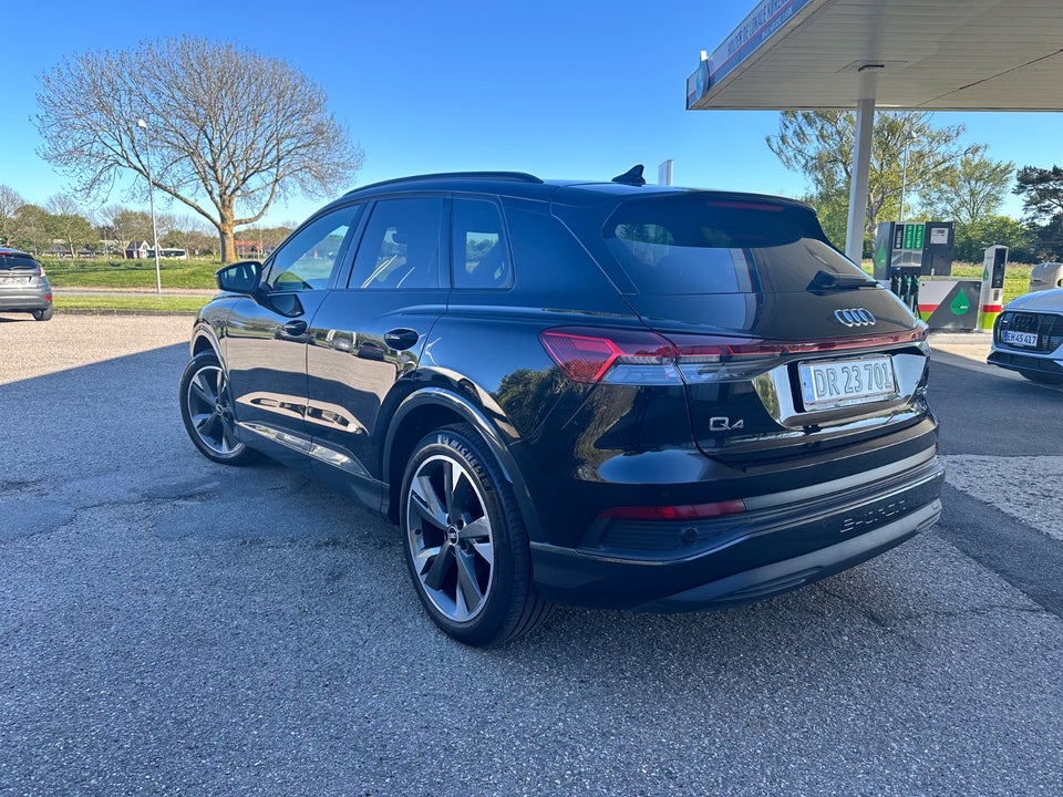 Audi Q4 e-tron 50 Attitude quattro 5d