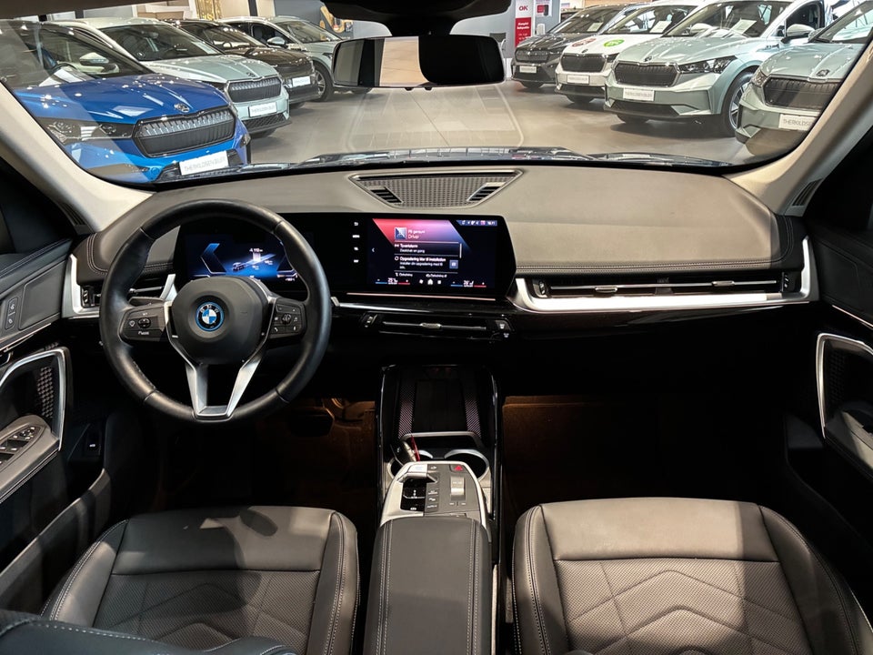 BMW iX1 eDrive20 X-Line 5d