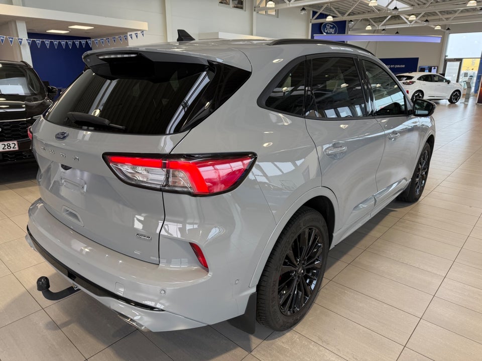 Ford Kuga 2,5 PHEV Graphite Tech CVT 5d