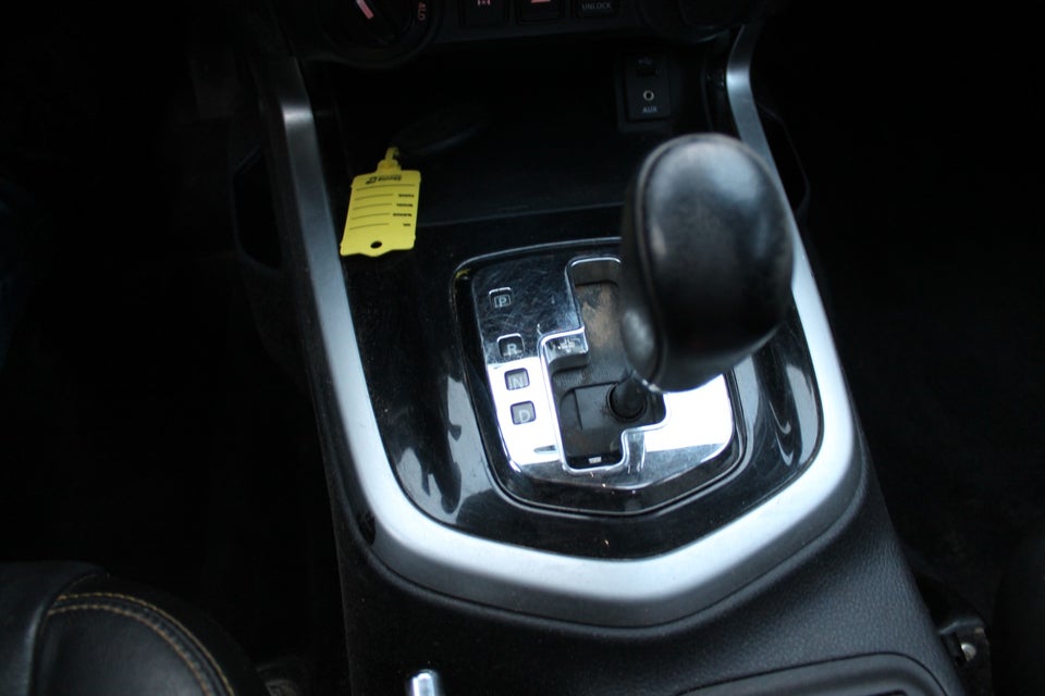 Nissan Navara 2,3 dCi 190 Db.Kab Tekna aut. 4d