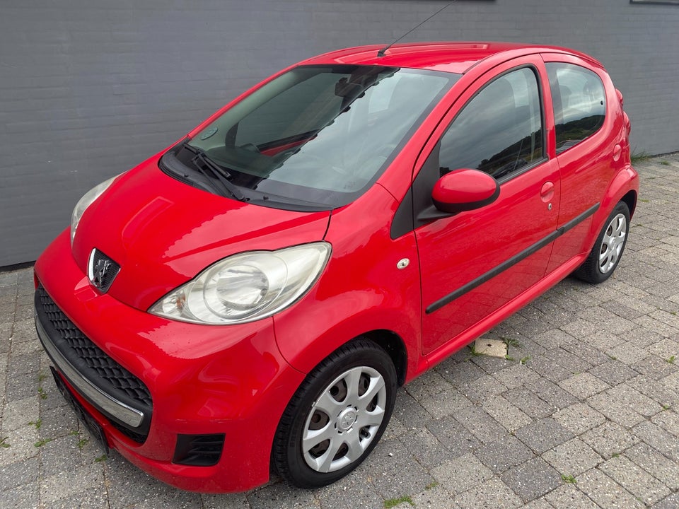 Peugeot 107 1,0 SE 5d