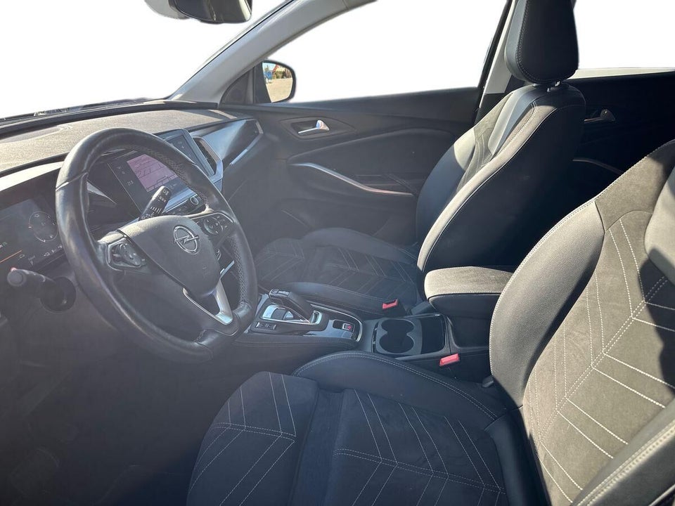 Opel Grandland 1,6 Hybrid Ultimate Sport Pack aut. 5d