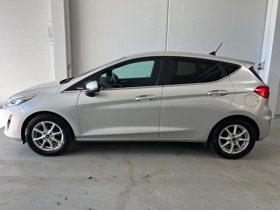 Ford Fiesta 1,0 EcoBoost mHEV Titanium Van 5d