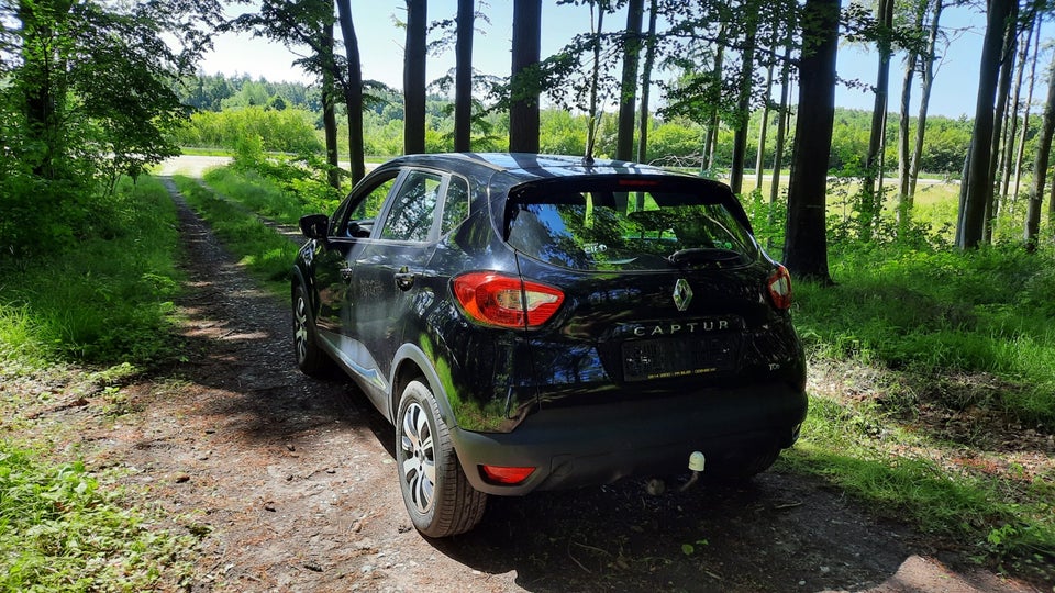 Renault Captur 0,9 TCe 90 Expression 5d