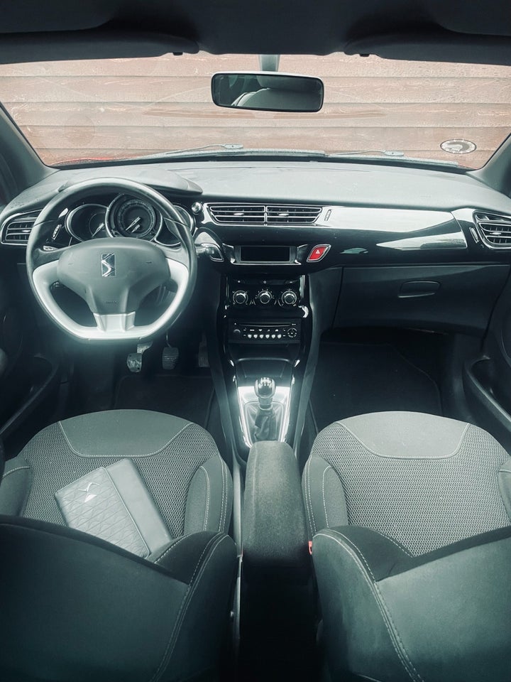 Citroën DS3 1,6 e-HDi 90 Style 3d