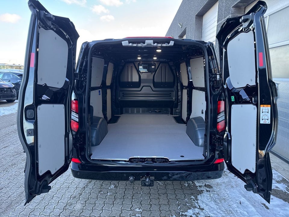 Ford Transit Custom 320L 2,0 EcoBlue Limited aut.