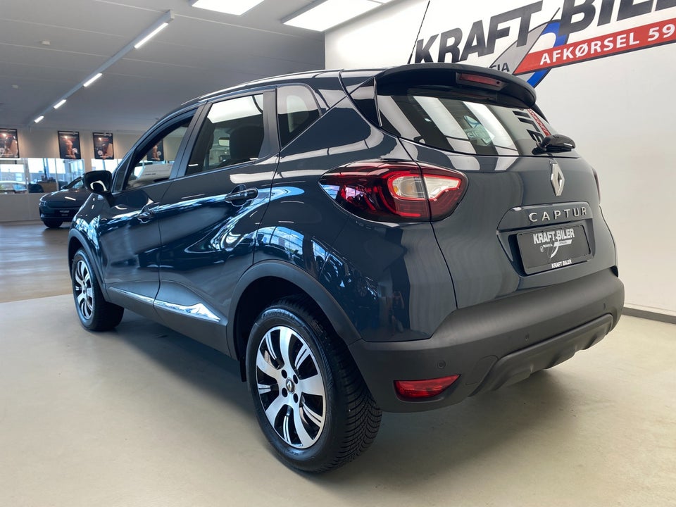 Renault Captur 0,9 TCe 90 Expression 5d