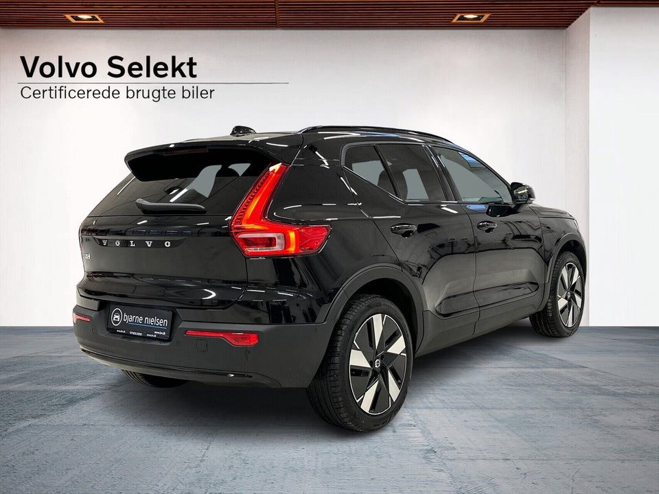 Volvo EX40 Extended Range Plus 5d