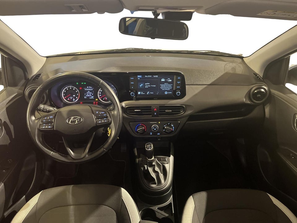 Hyundai i10 1,0 MPi Essential 5d