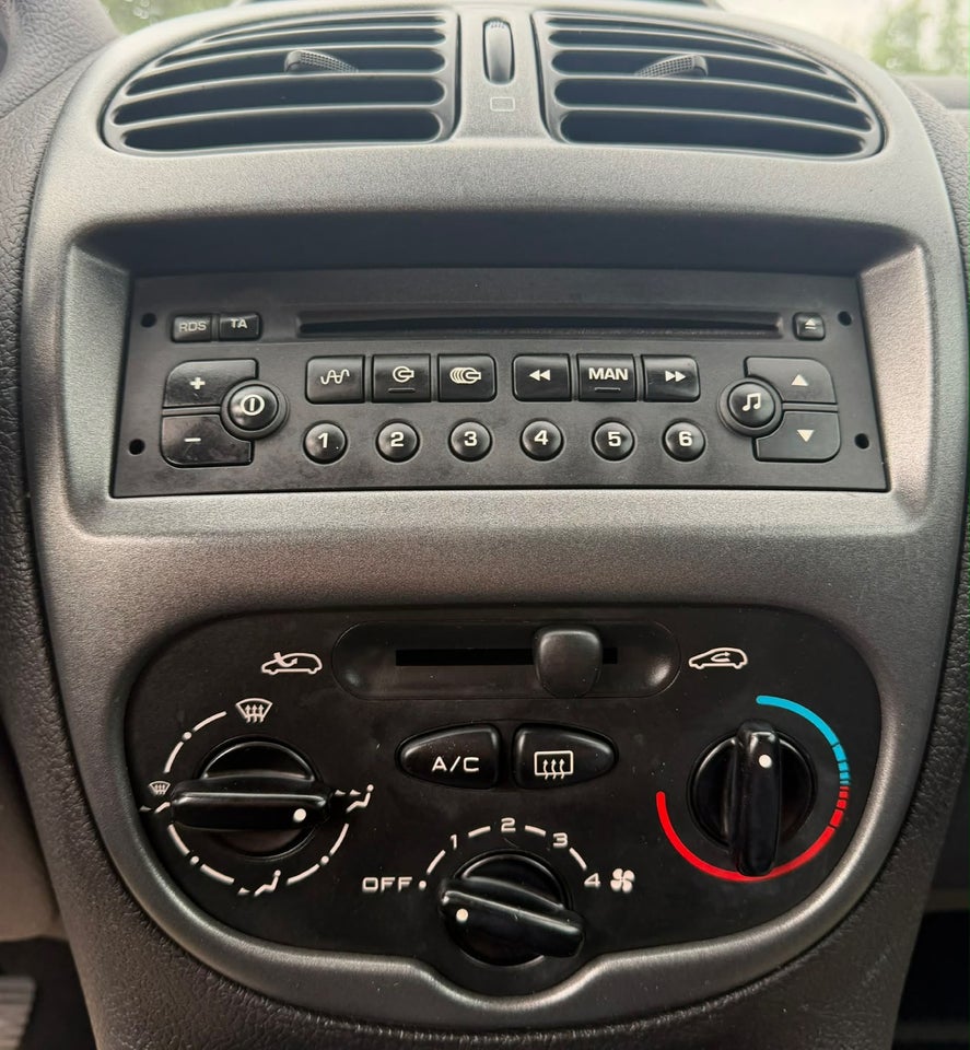 Peugeot 206 1,6 Edition 3d