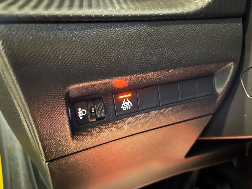 Peugeot e-208 50 Allure 5d