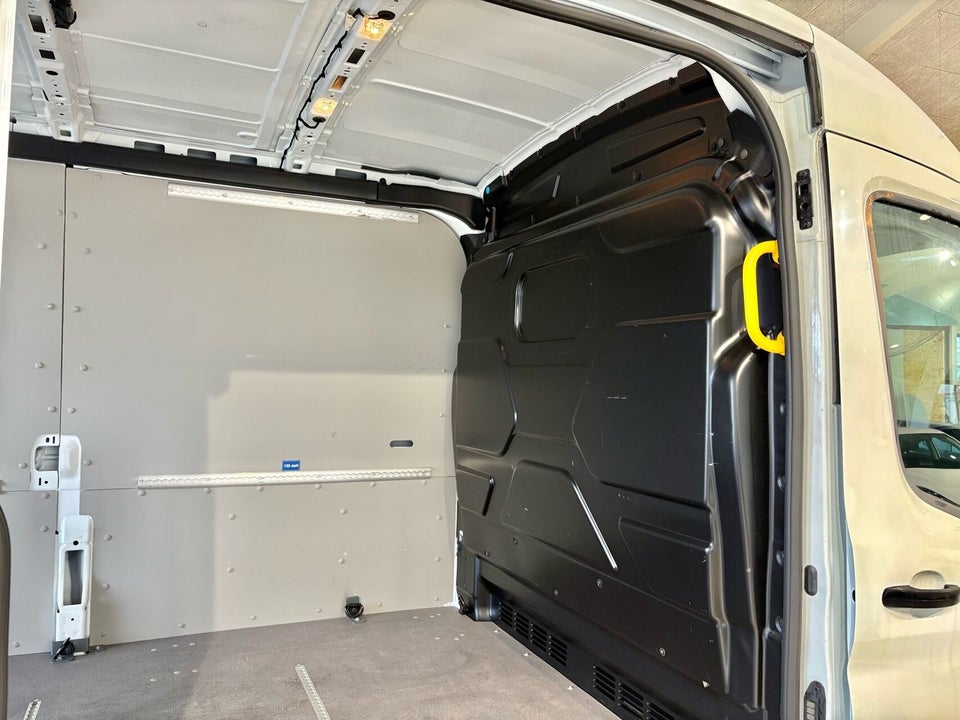 Ford E-Transit 350 L3 Van 68 Trend H2 RWD