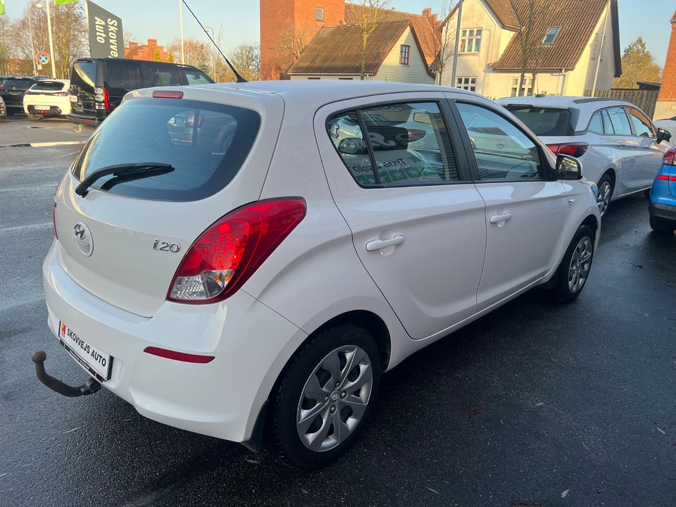 Hyundai i20 1,25 Classic 5d