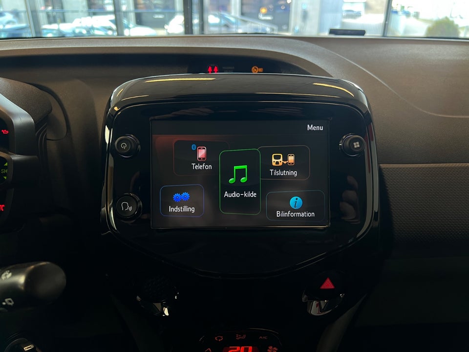 Citroën C1 1,0 VTi Street 5d