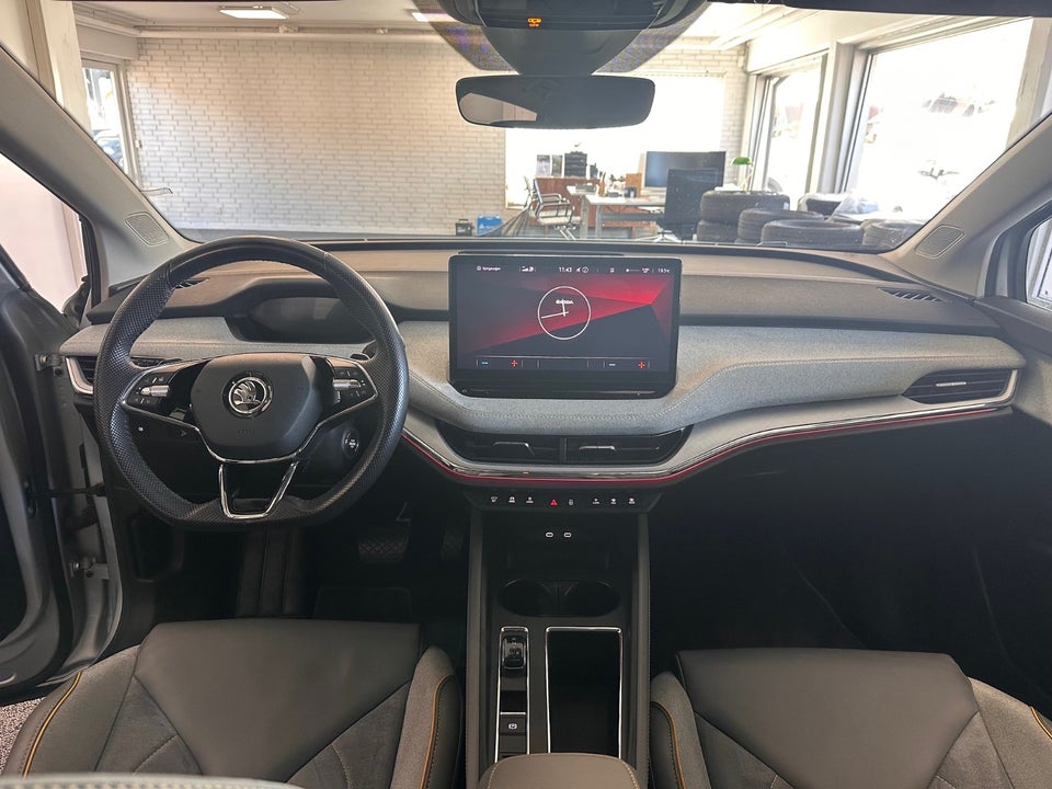 Skoda Enyaq 80x iV Lounge 5d