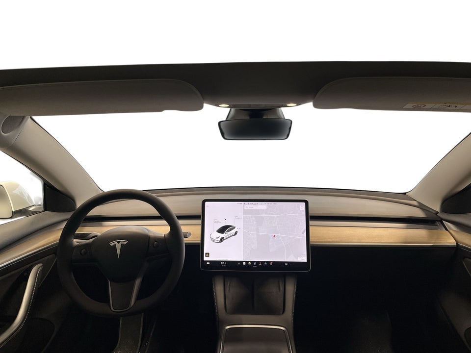 Tesla Model 3 Standard Range+ RWD 4d