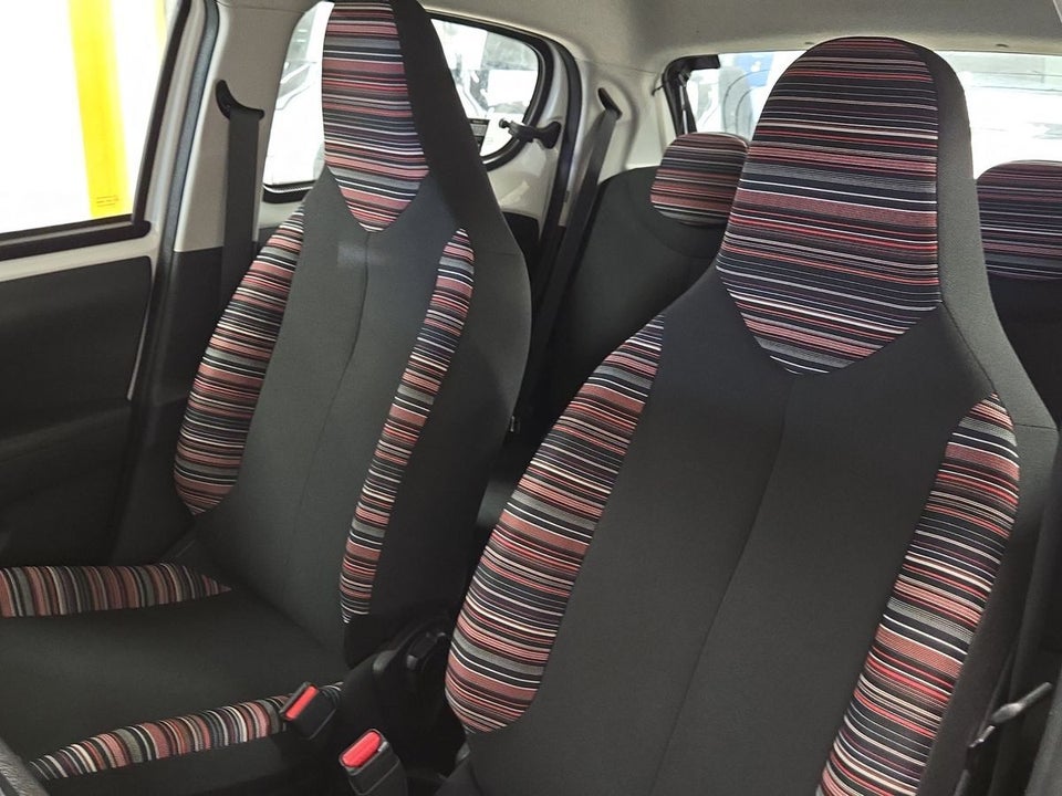 Citroën C1 1,0 VTi Shine 5d