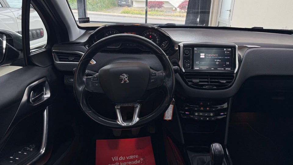 Peugeot 2008 1,2 e-THP 110 Allure Sky 5d
