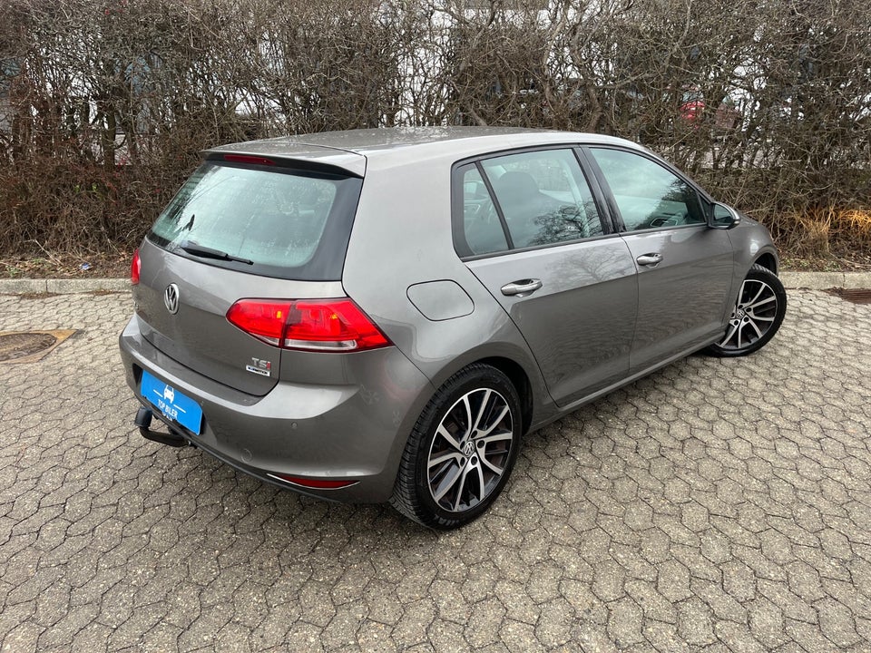 VW Golf VII 1,4 TSi 122 Highline BMT 5d