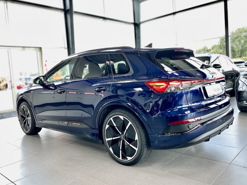 Audi Q4 e-tron 40 S-line 5d