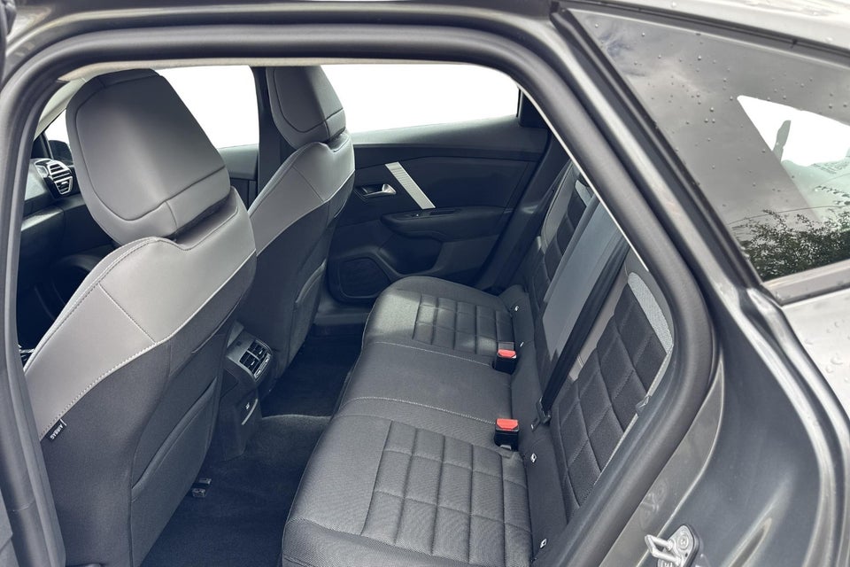 Citroën ë-C4 54 Plus 5d