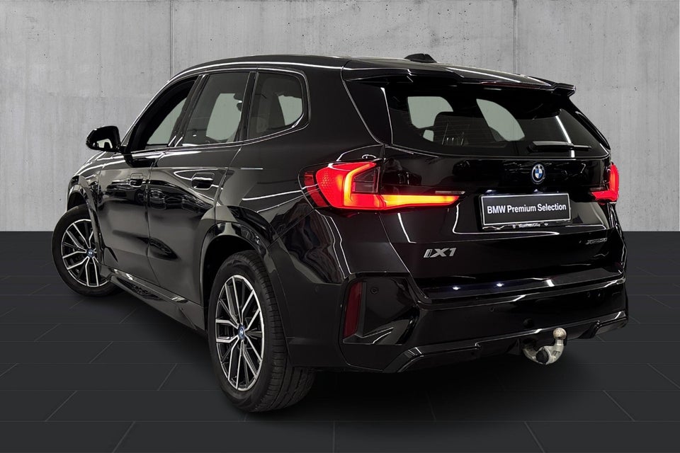 BMW iX1 xDrive30 M-Sport 5d
