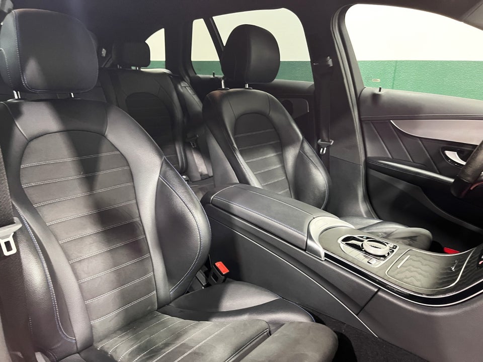 Mercedes C220 d 2,0 AMG Line Night Edition stc. aut. 5d