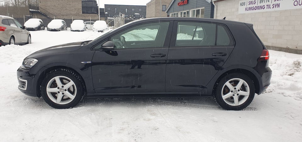 VW Golf VII 1,4 GTE DSG 5d