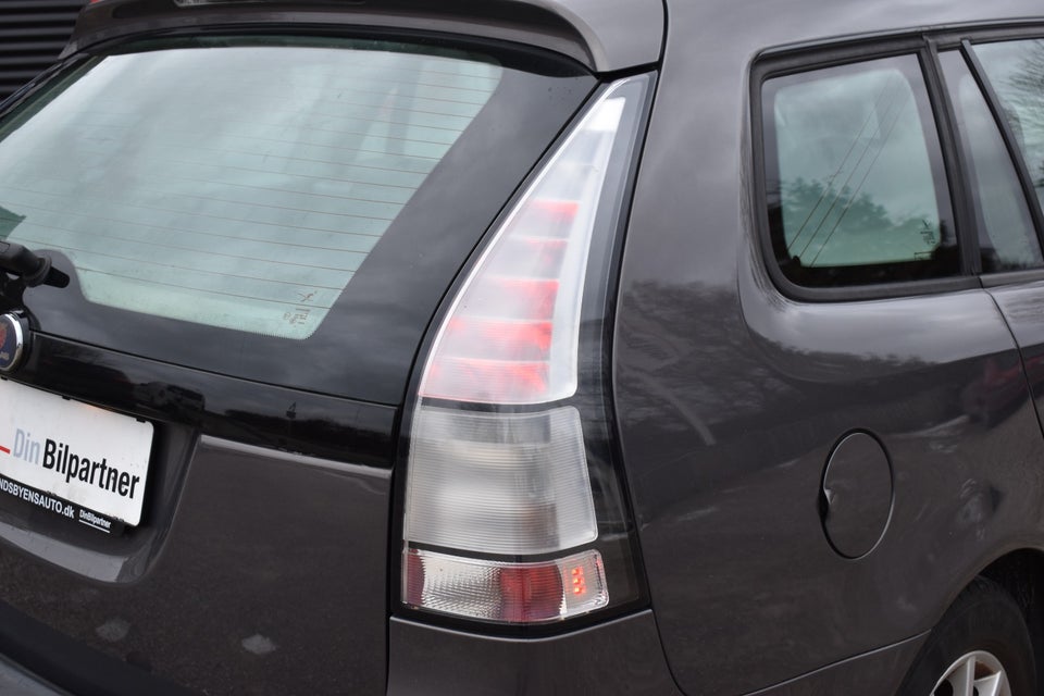 Saab 9-3 1,8i SportCombi 5d