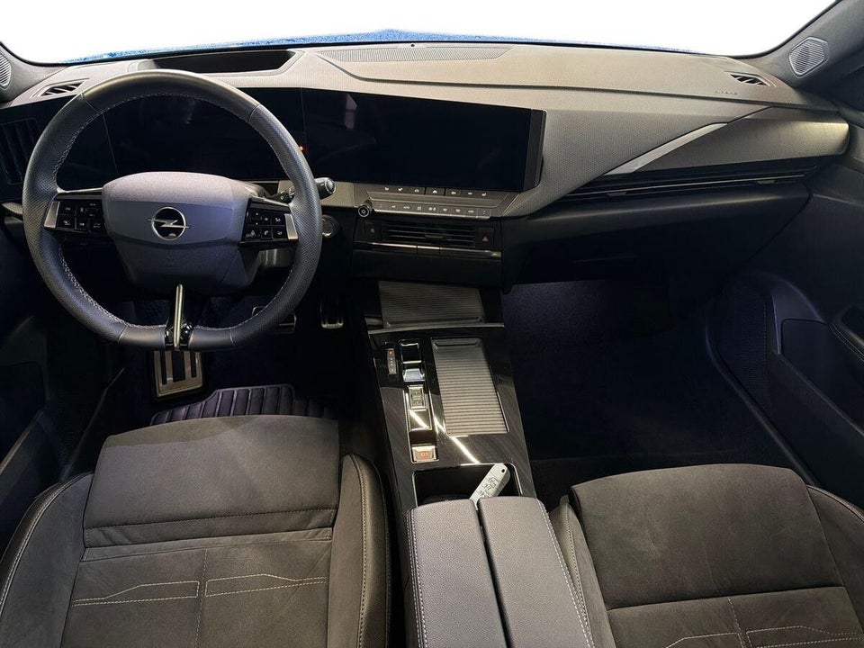 Opel Astra-e 54 GS 5d