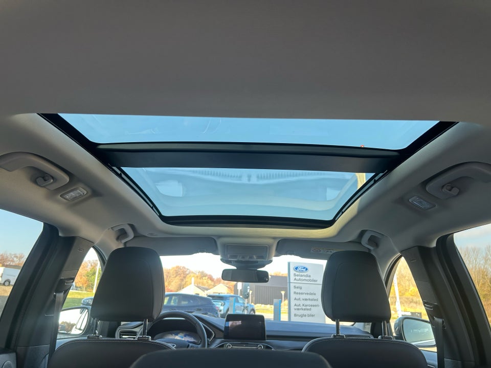 Ford Kuga 2,5 PHEV Vignale CVT 5d