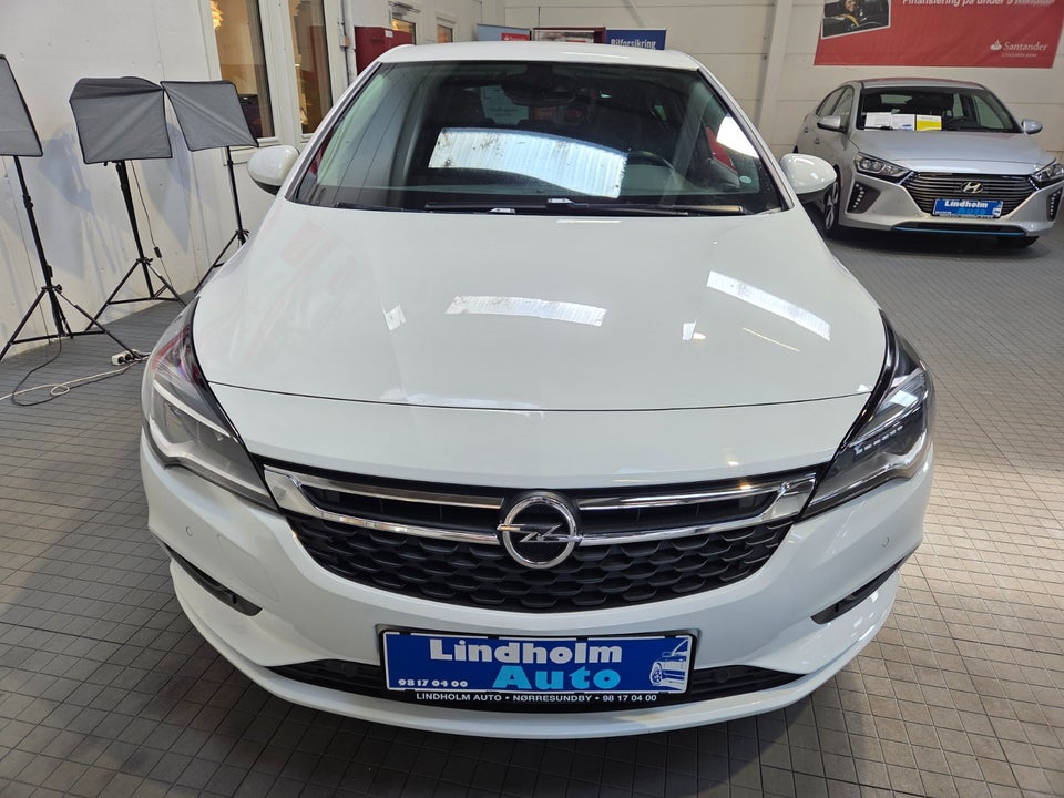 Opel Astra 1,0 T 105 Enjoy 5d
