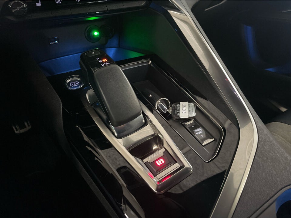 Peugeot 3008 1,6 Hybrid GT EAT8 5d