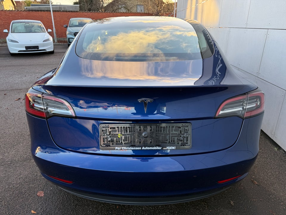 Tesla Model 3 Long Range RWD 4d